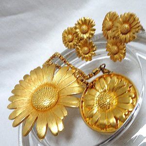 ESCADA Rare Vintage Earrings Bracelet Brooch Set Parure Group Bundled 4 Pieces